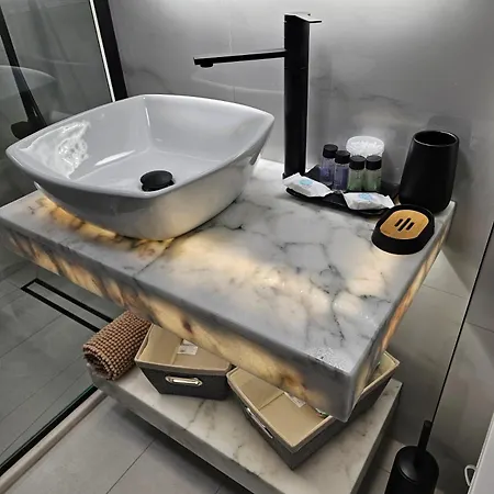 דירה Welcome Apartment, Néa Péramos